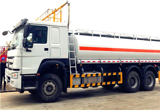 Fuel-óleo 336hp 6x4 20000 litros de caminhão de tanque diesel